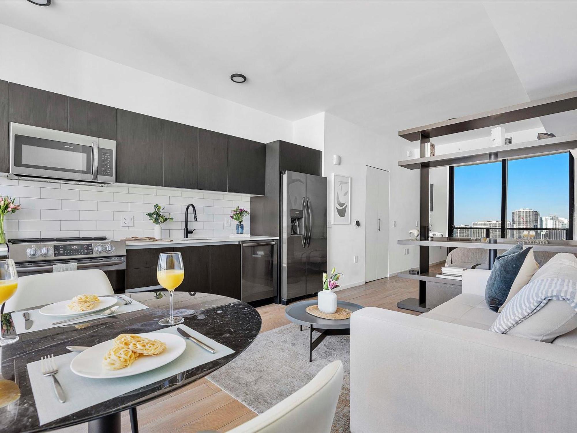 Apartment Mvr In Style At S Icon Tower