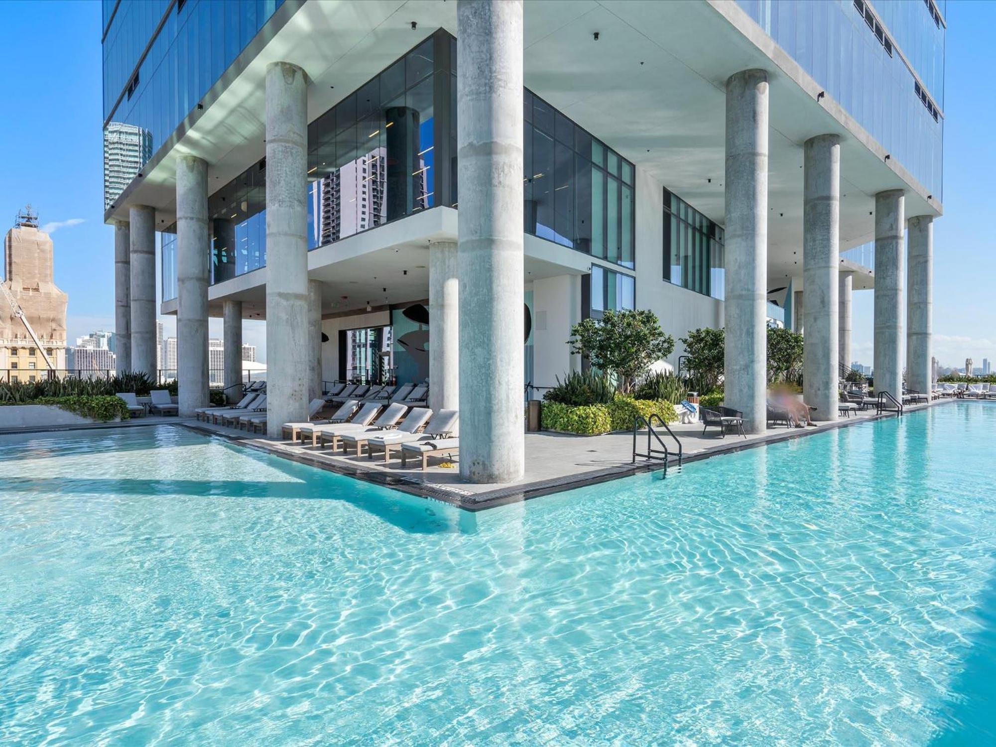 Apartment Mvr In Style At S Icon Tower Miami